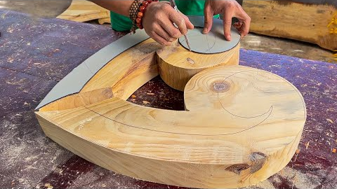 UNIQUE ROUND TABLE //Incredible Woodworking Projects