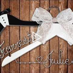 How to make DIY personalized wedding hangers | Wedding gift ideas