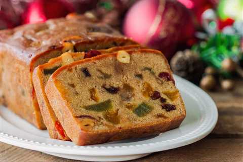 Why Fruitcake Has Such a Bad Holiday Gift-Giving Reputation