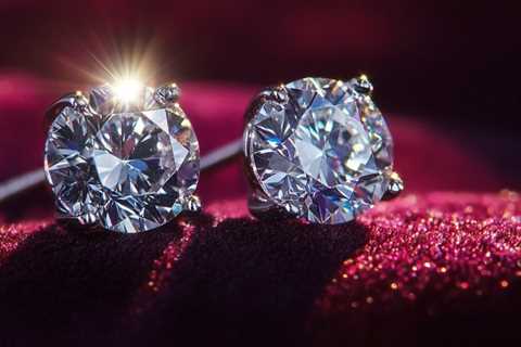 The Essential Guide to Buying Your First Pair of Diamond Studs