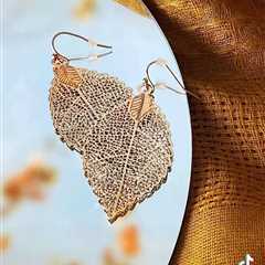 Jewelry Photography Photo Hack - Tips for photographing jewelry | Photographing jewelry, Creative..